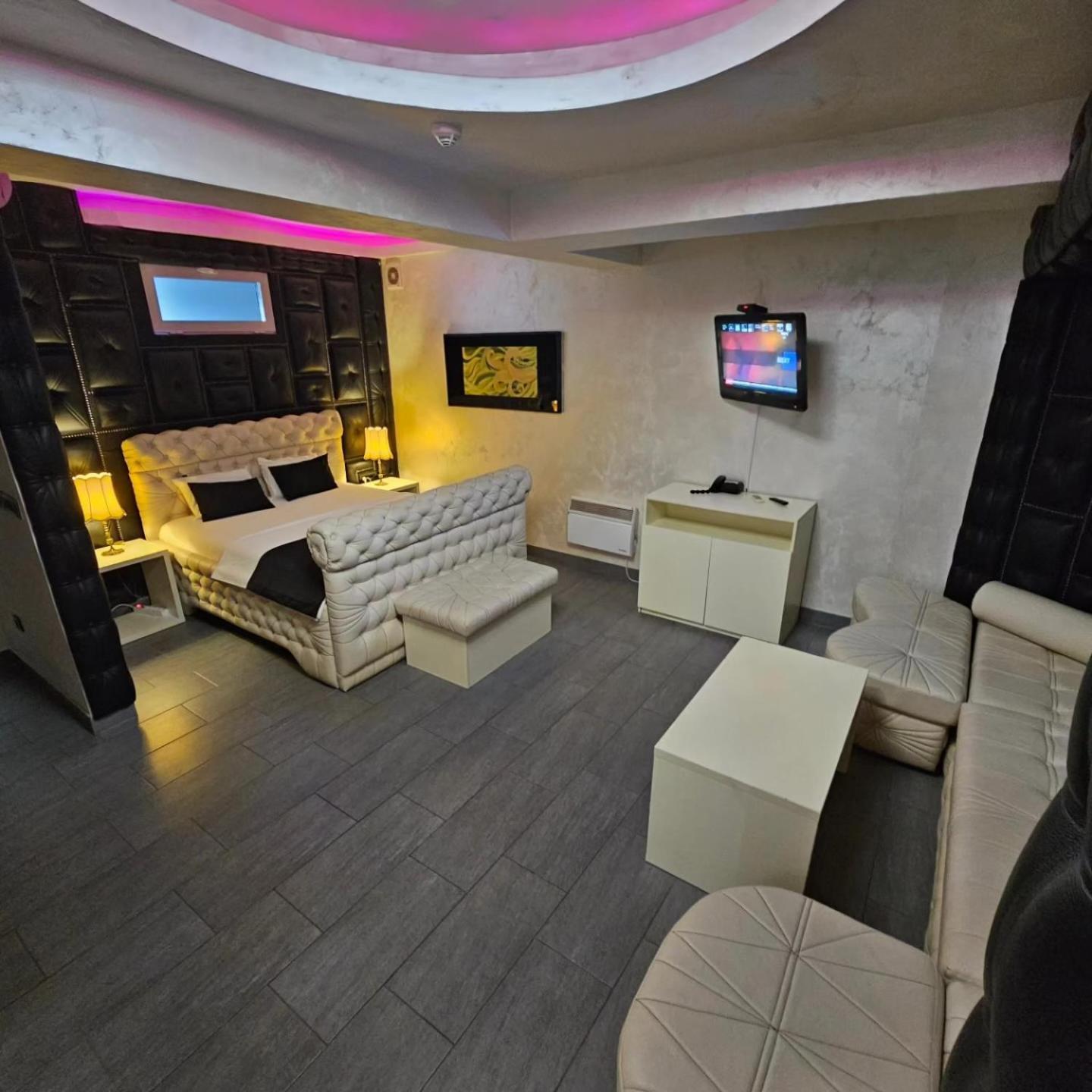 Olympic Wellness & Spa Hotel Belgrad Zewnętrze zdjęcie
